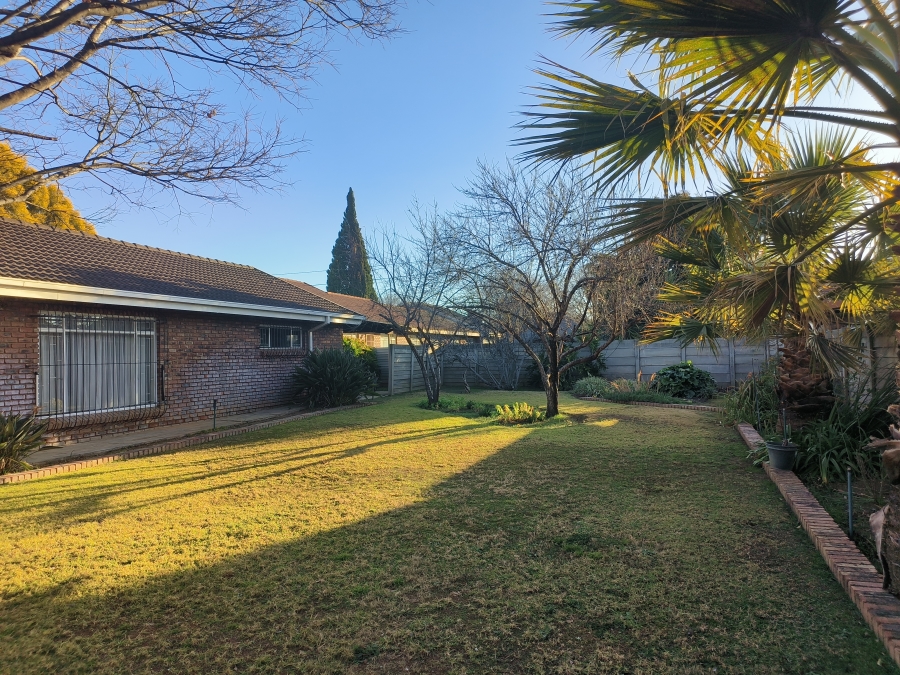 3 Bedroom Property for Sale in Miederpark North West